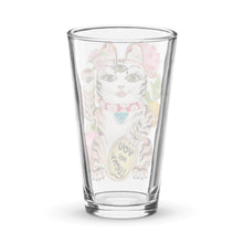 Load image into Gallery viewer, Lucky Nekko Shaker pint glass