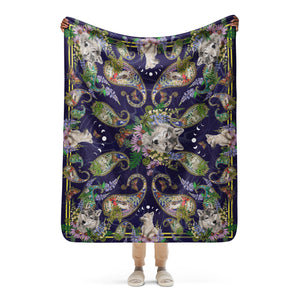 Lone Wolf Sherpa Medicine blanket